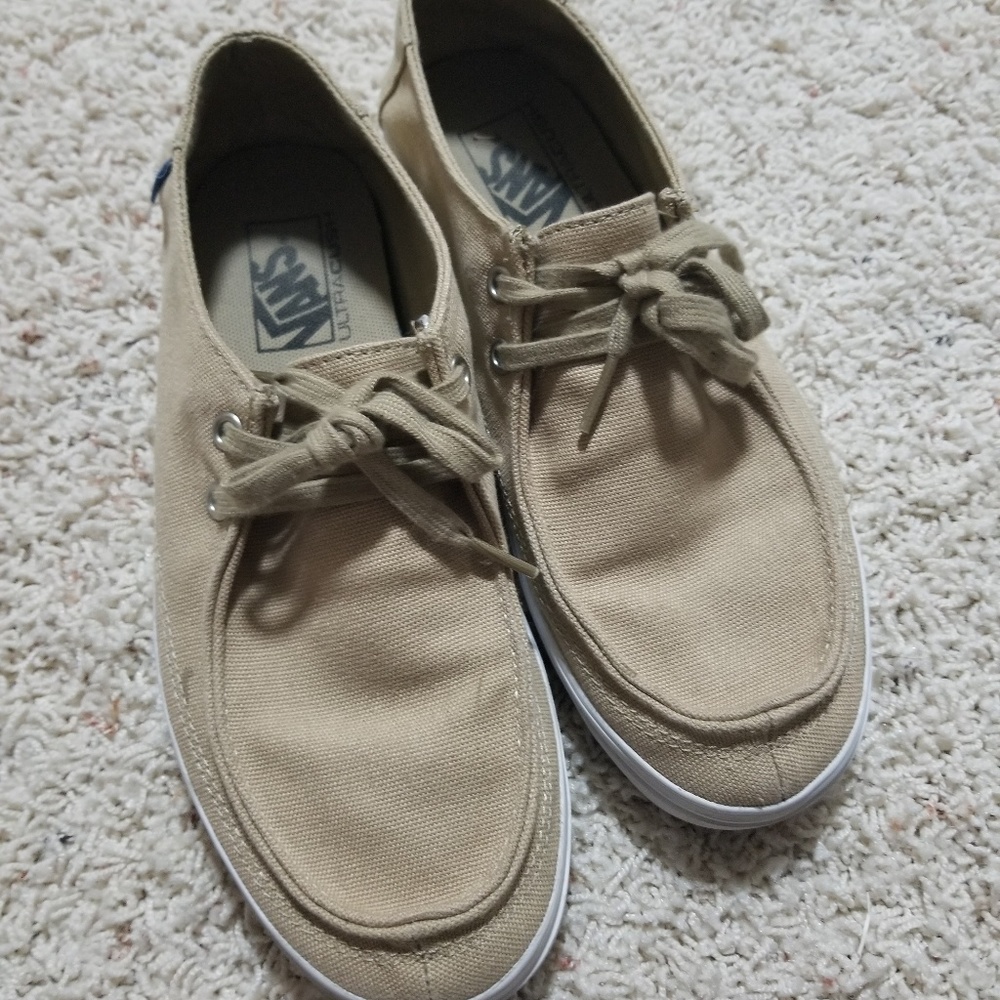 Men's vans.  Wore twice by my growing son.
